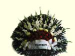 Flores y coronas para funerales.