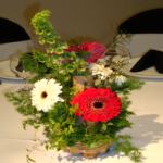 Floreria con venta de arreglos florales y centros de mesa.